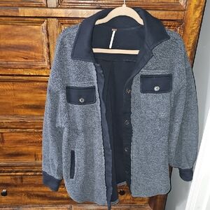 Free People Fleece Oversized Shacket!! Womens Sz XS!! Excellent Condition